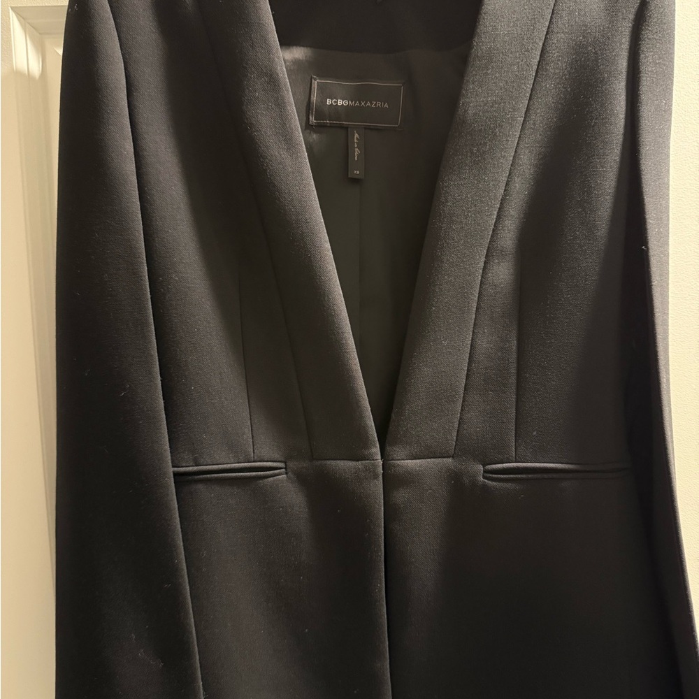 BCBGMaxazria black cape, blazer extra small like new never worn